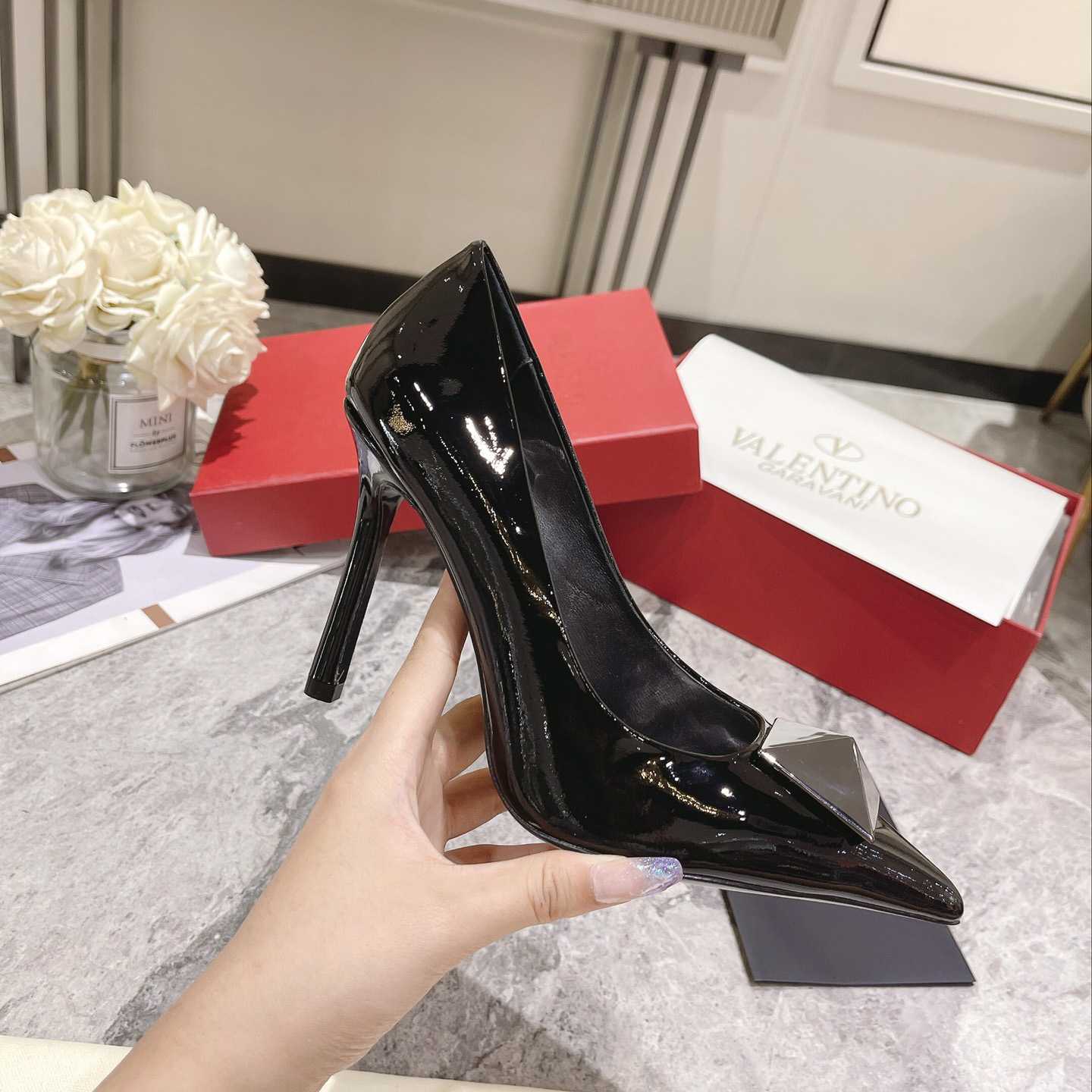 Valenti One Stud Patent Leather Pump 100mm - FashionPlug