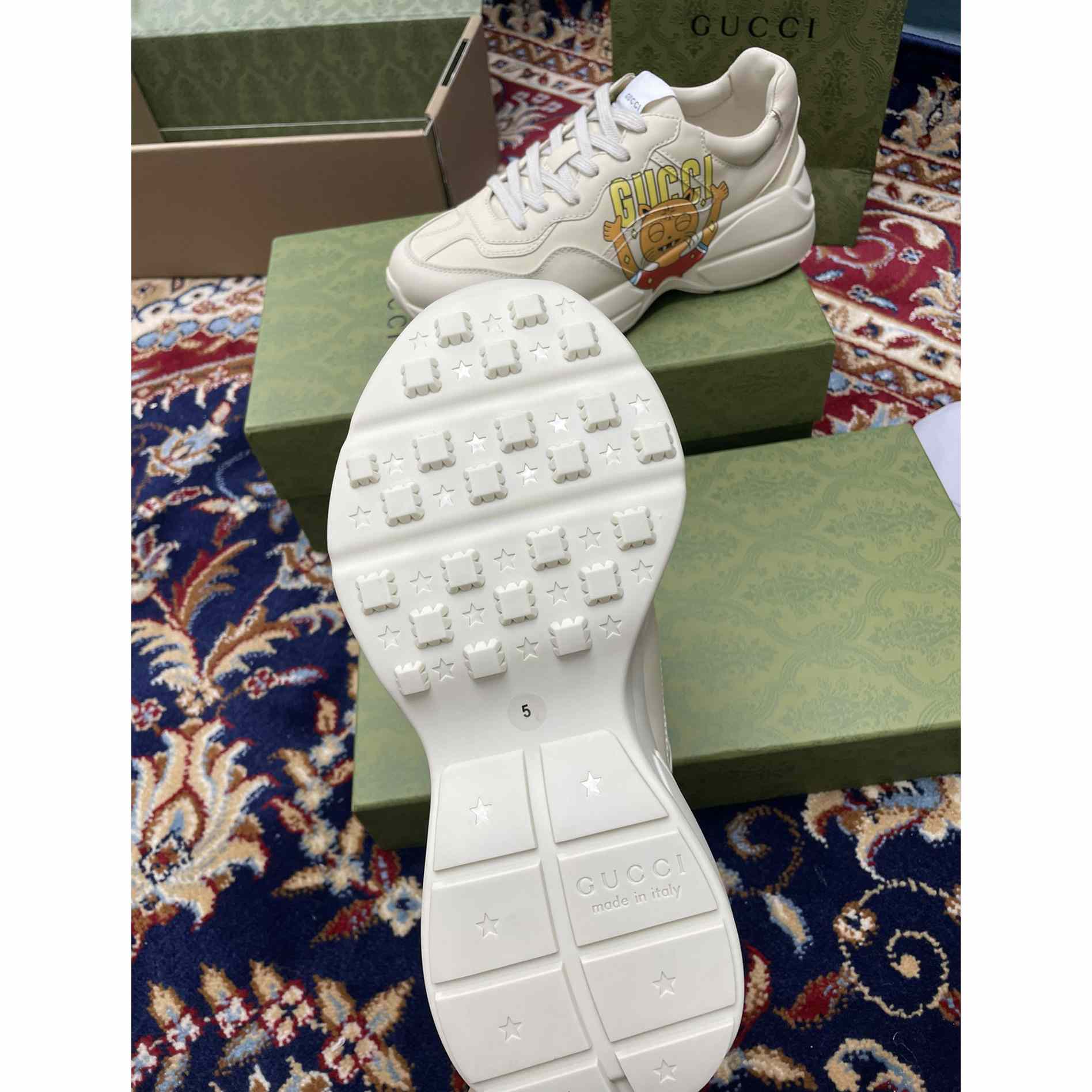 Gucci Rhyton Sneaker With Cat Print - FashionPlug