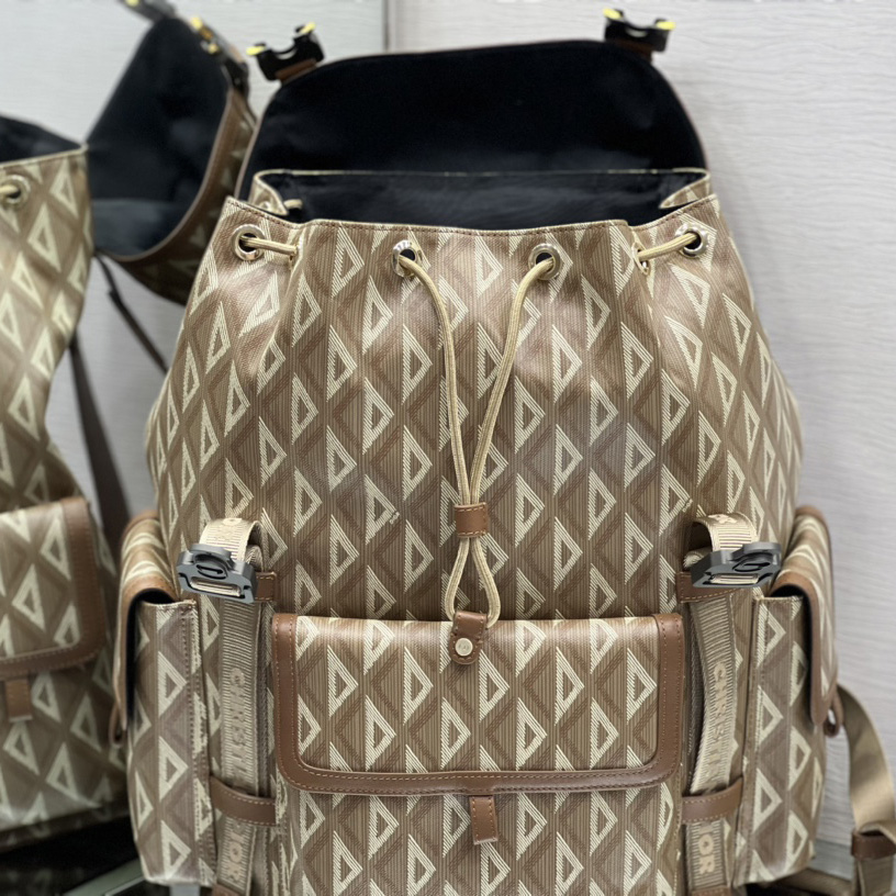 Dior Hit The Road Backpack(43-51-20cm)   - FashionPlug