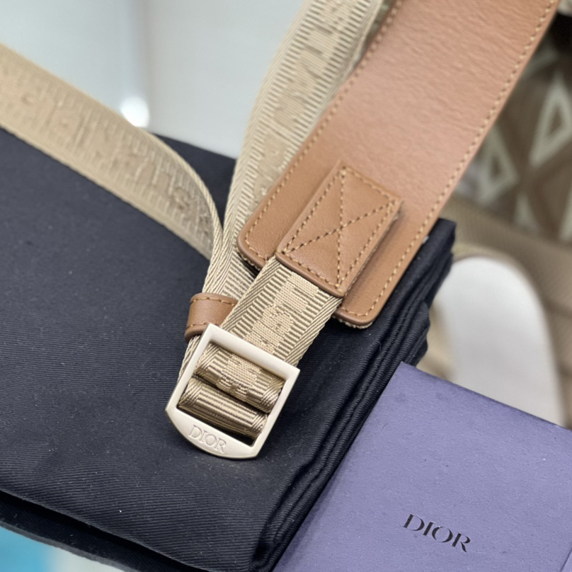 Dior Hit The Road Backpack(43-51-20cm)   - FashionPlug