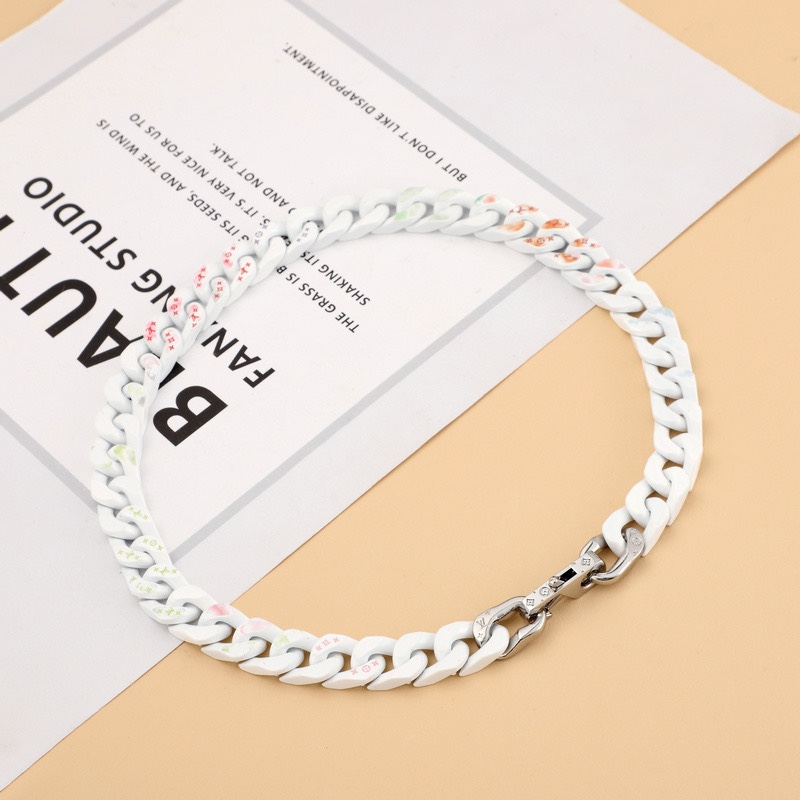 Louis Vuitton  Chain Links Necklace  MP2849 - FashionPlug