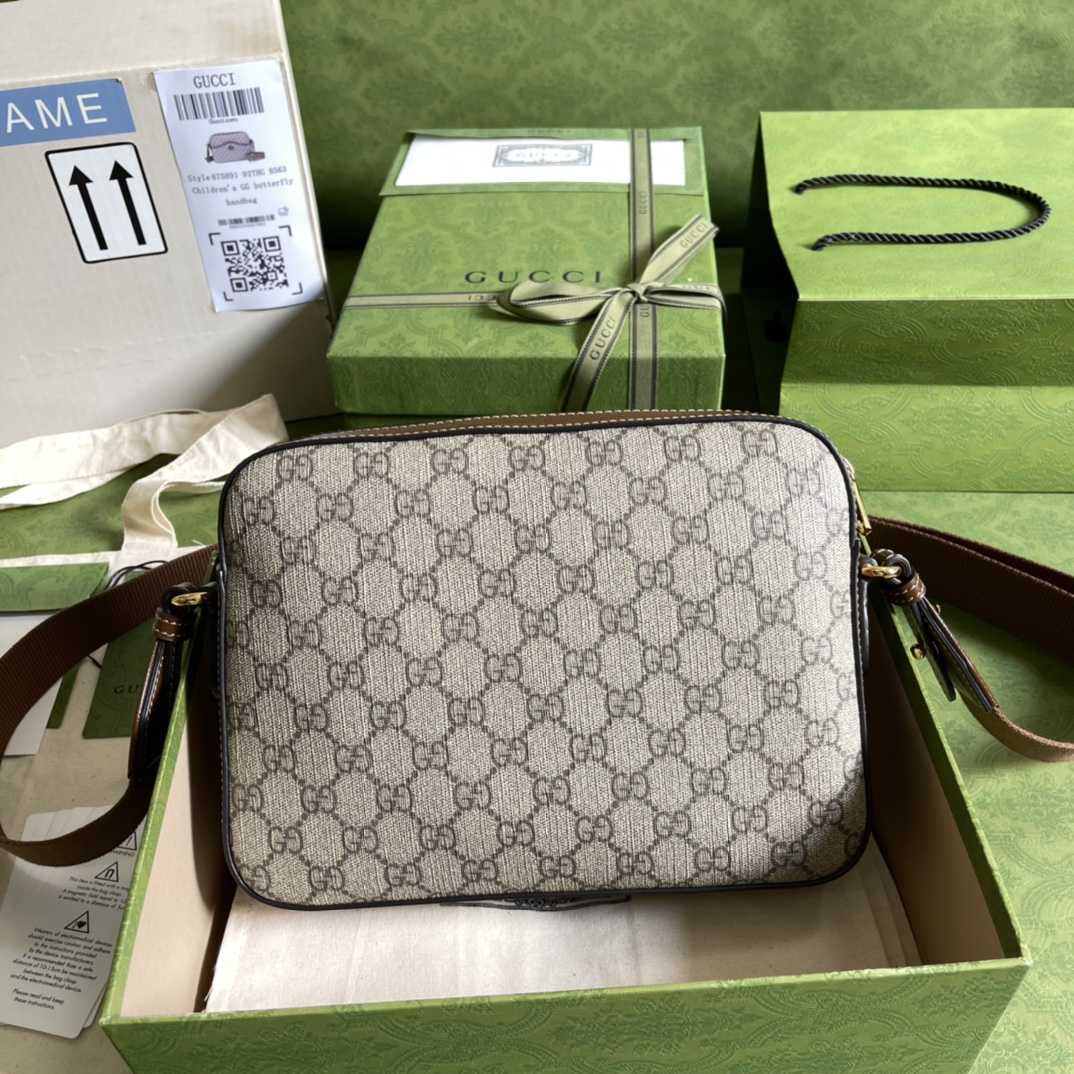 Gucci Messenger Bag With Interlocking G(25.5-20-6cm) - FashionPlug