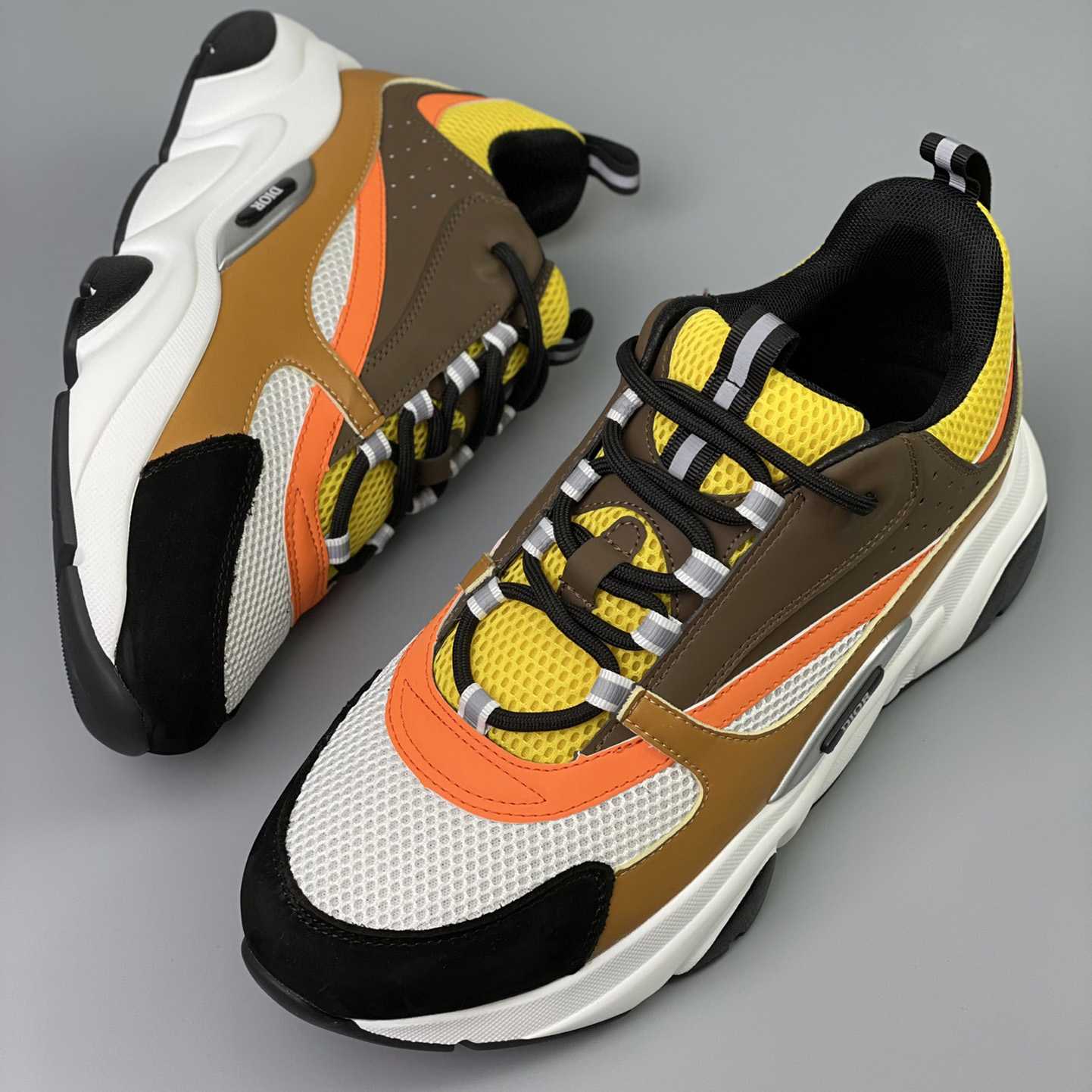 Dior B22 Sneaker  - FashionPlug