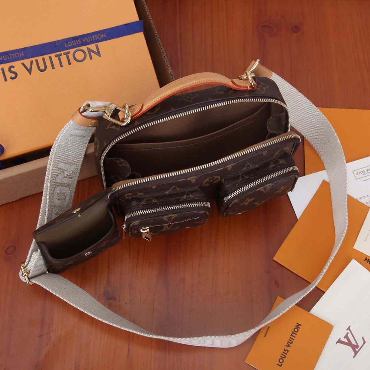 Louis Vuitton Utility Crossbody(18-11-10cm)   M80446 - FashionPlug
