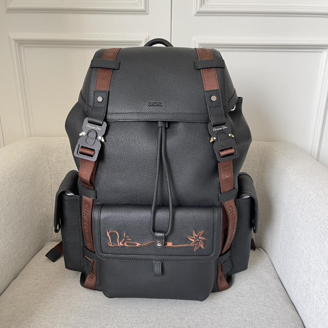 Dior Hit The Road Cactus Jack Dior Backpack(43-51-20cm) - FashionPlug