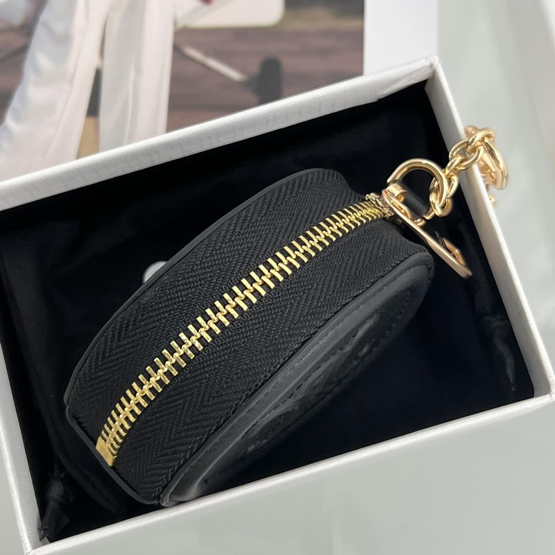 Celine Purse With Hook Cuir Triomphe In Smooth Calfskin  - FashionPlug