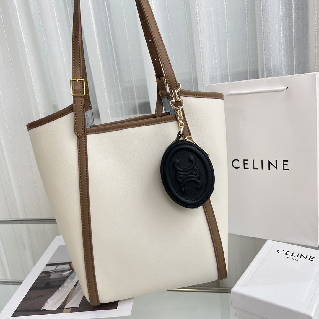 Celine Purse With Hook Cuir Triomphe In Smooth Calfskin  - FashionPlug