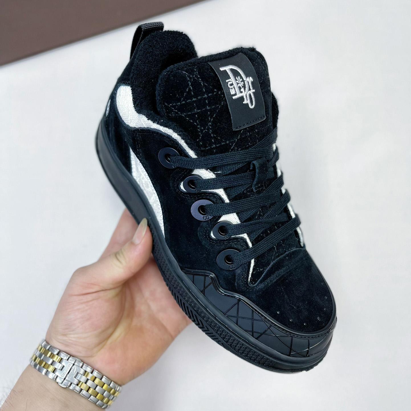 Dior “CD Icon” Sneaker - FashionPlug