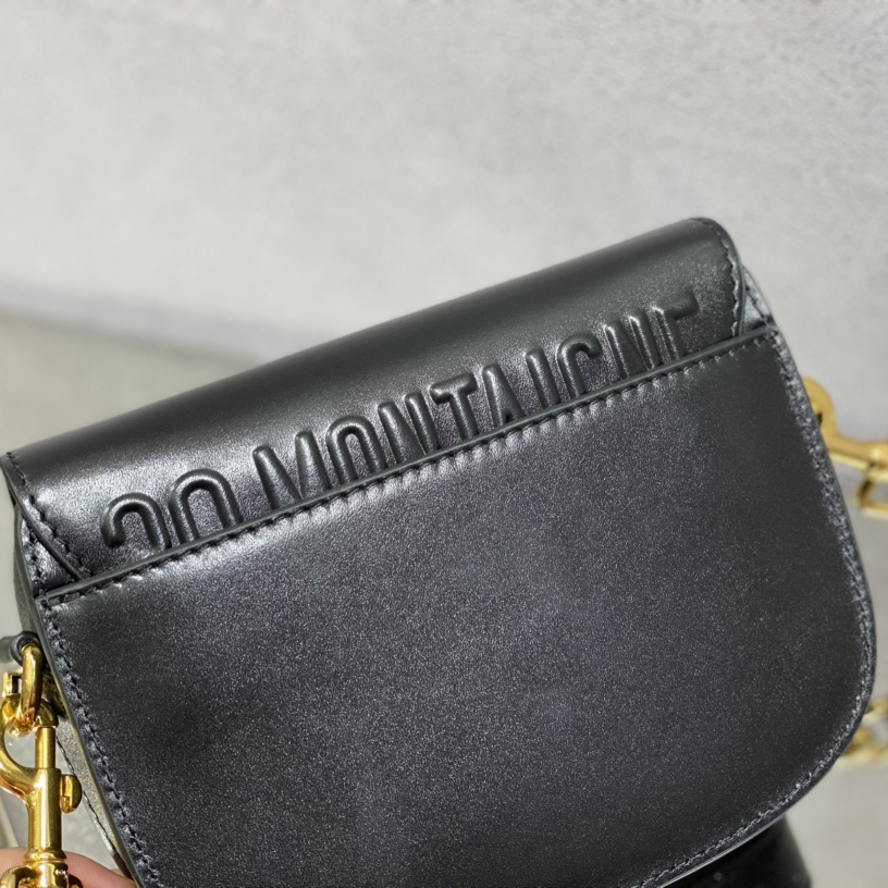 Dior Small Dior Bobby Bag(18-14-5cm) - FashionPlug