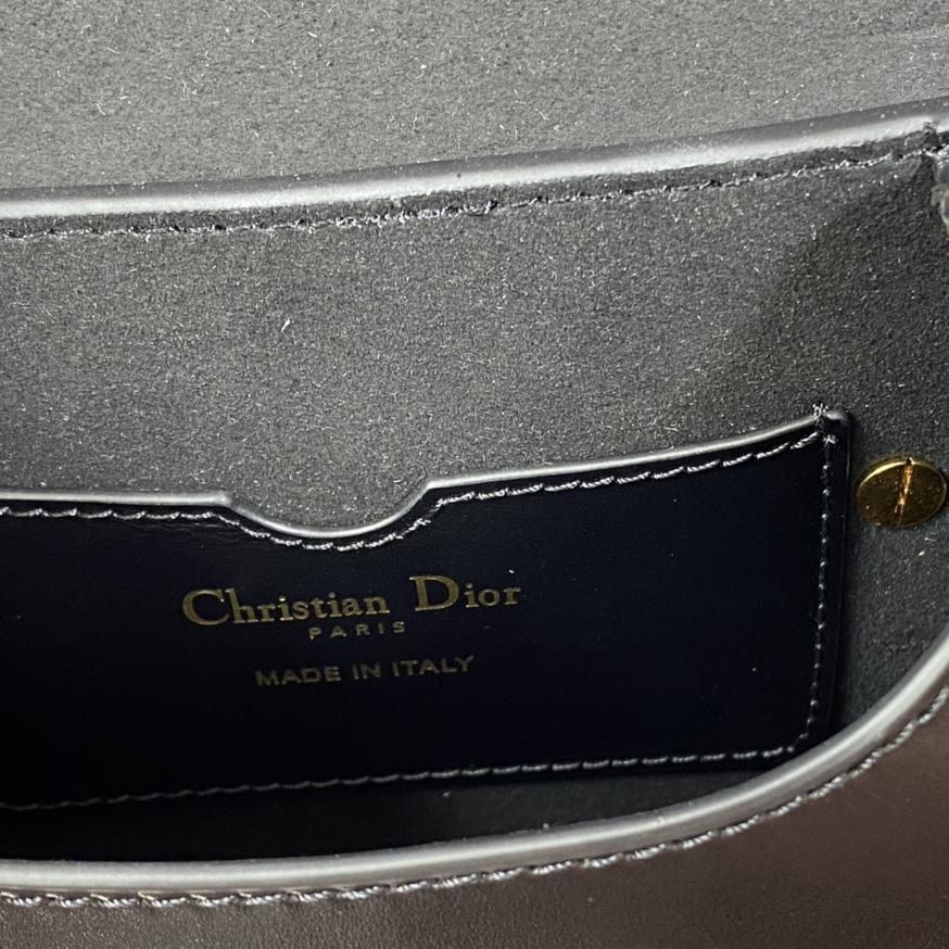 Dior Small Dior Bobby Bag(18-14-5cm) - FashionPlug