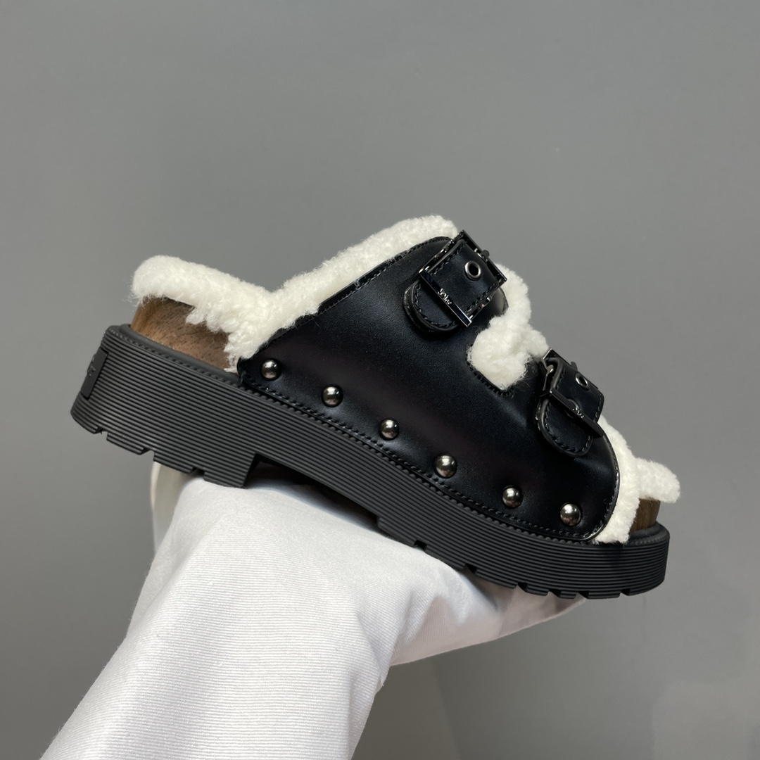 Dior Diorquake Strap Sandal - FashionPlug