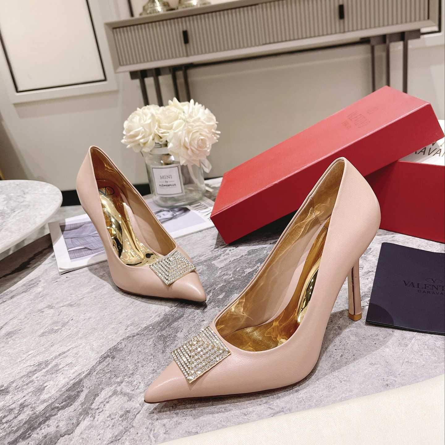 Valenti Garavani One Stud Pump With Crystals  100mm - FashionPlug