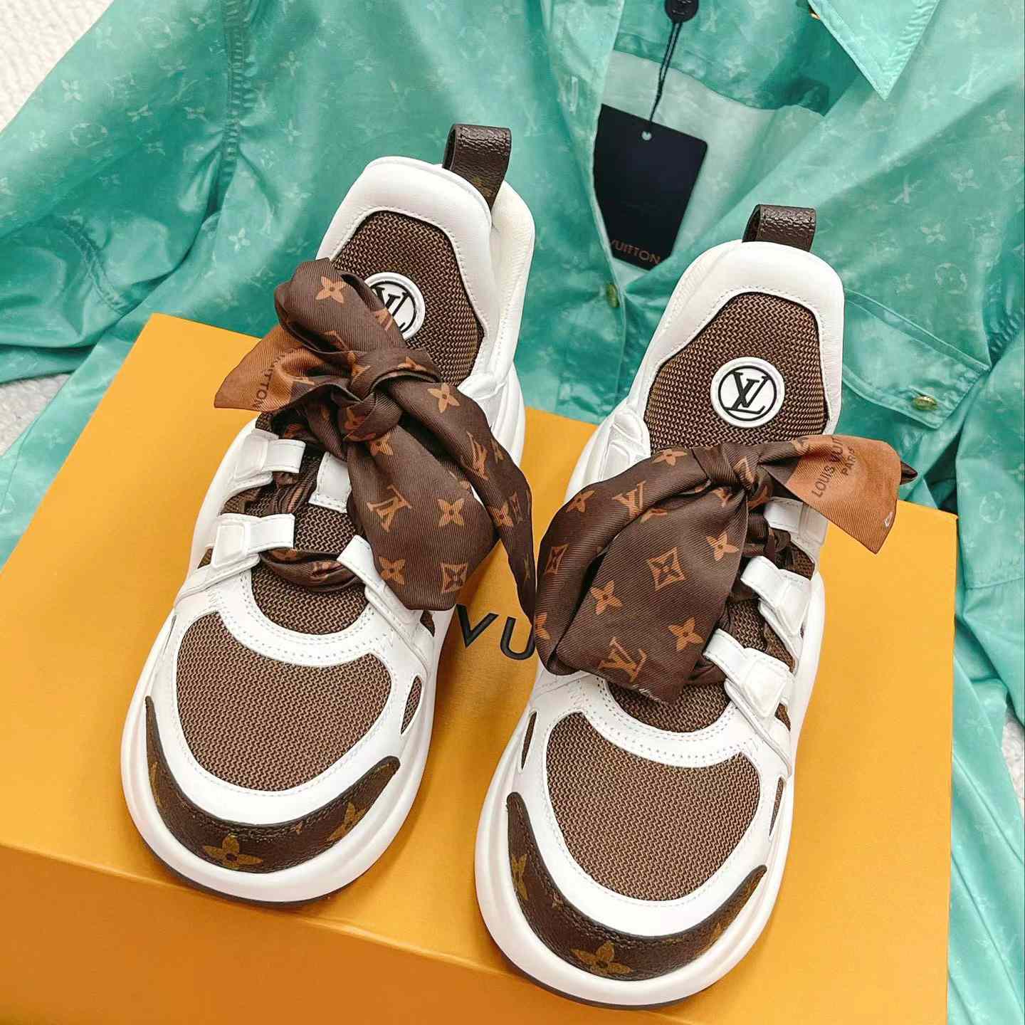 Louis Vuitton LV Archlight Sneaker  (upon uk size)     1AACQC - FashionPlug