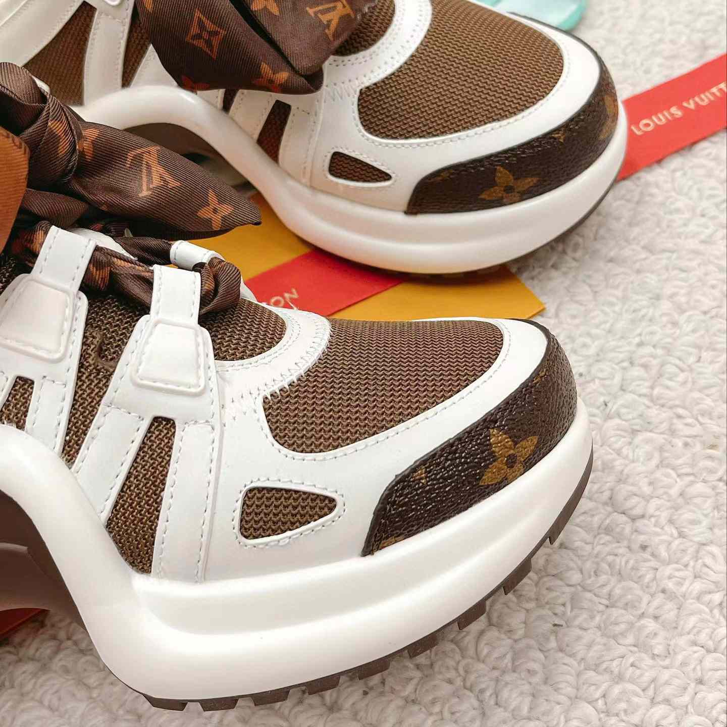 Louis Vuitton LV Archlight Sneaker  (upon uk size)     1AACQC - FashionPlug