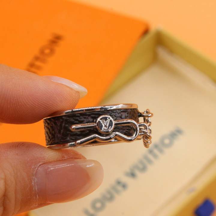 Louis Vuitton Pin Lock Rings - FashionPlug