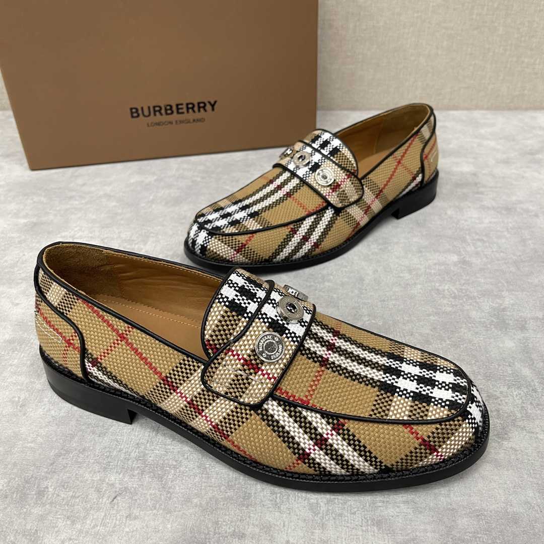 Burberry Moorley Check Loafers - FashionPlug