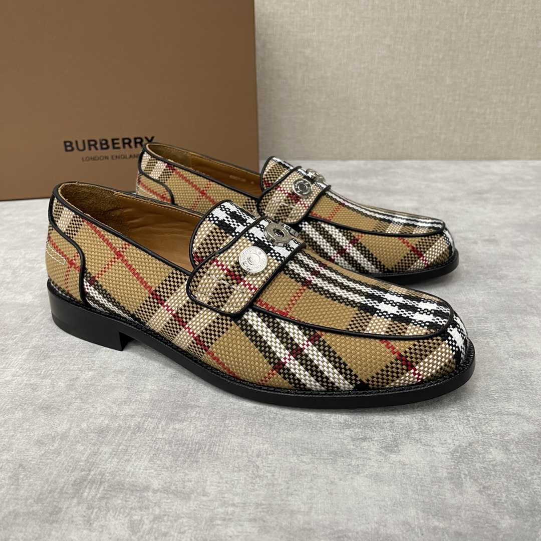 Burberry Moorley Check Loafers - FashionPlug