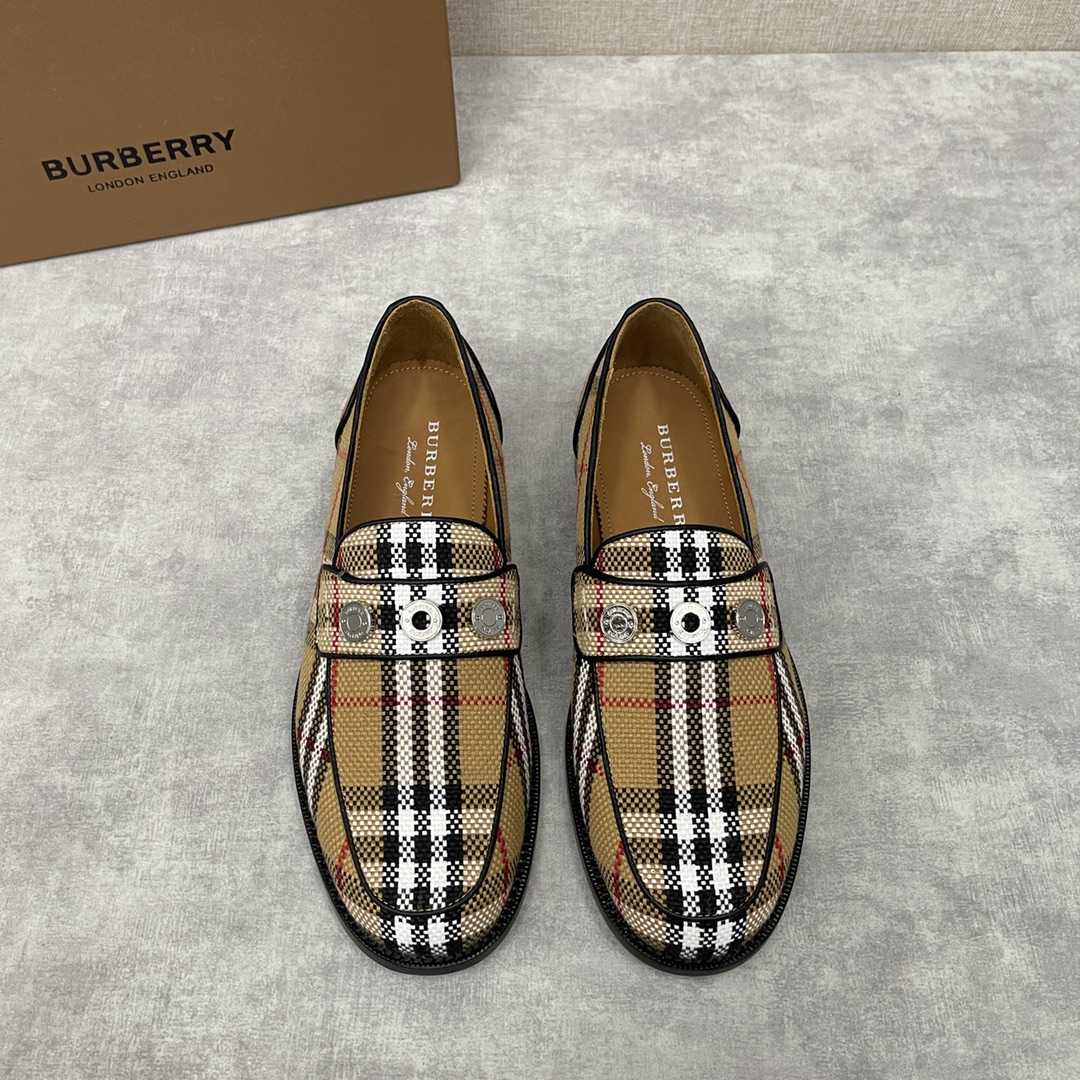 Burberry Moorley Check Loafers - FashionPlug