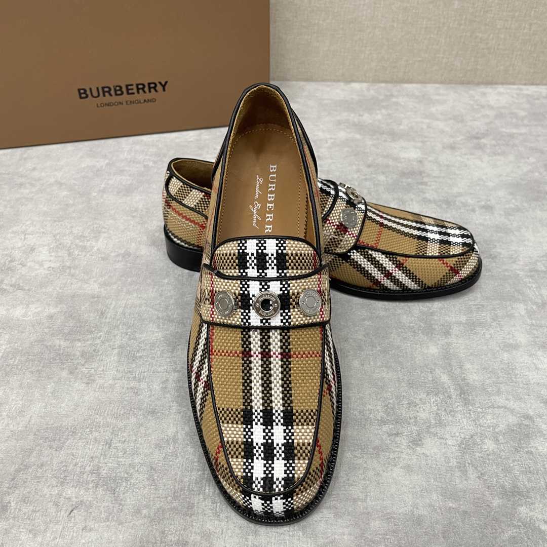 Burberry Moorley Check Loafers - FashionPlug