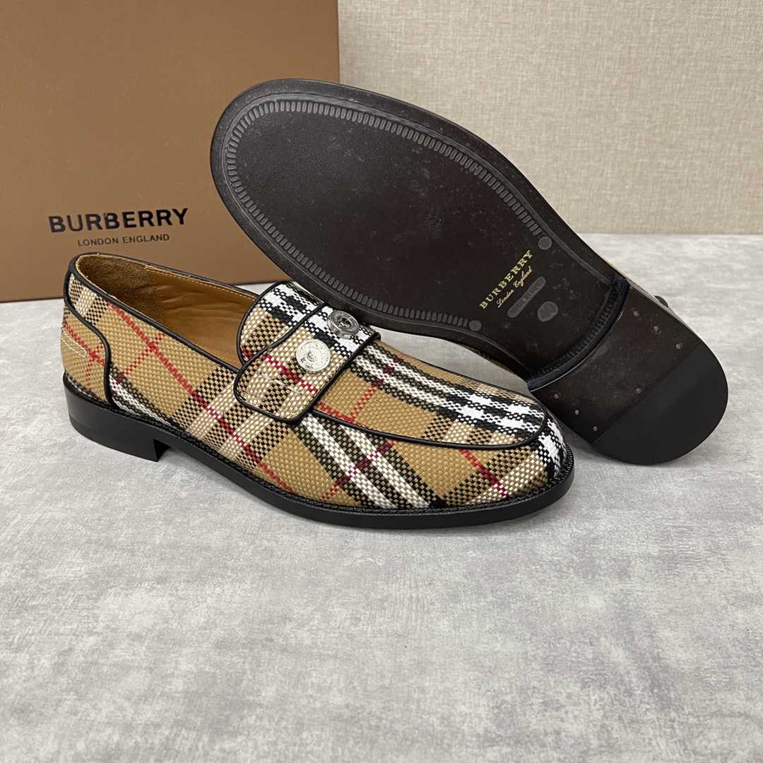 Burberry Moorley Check Loafers - FashionPlug