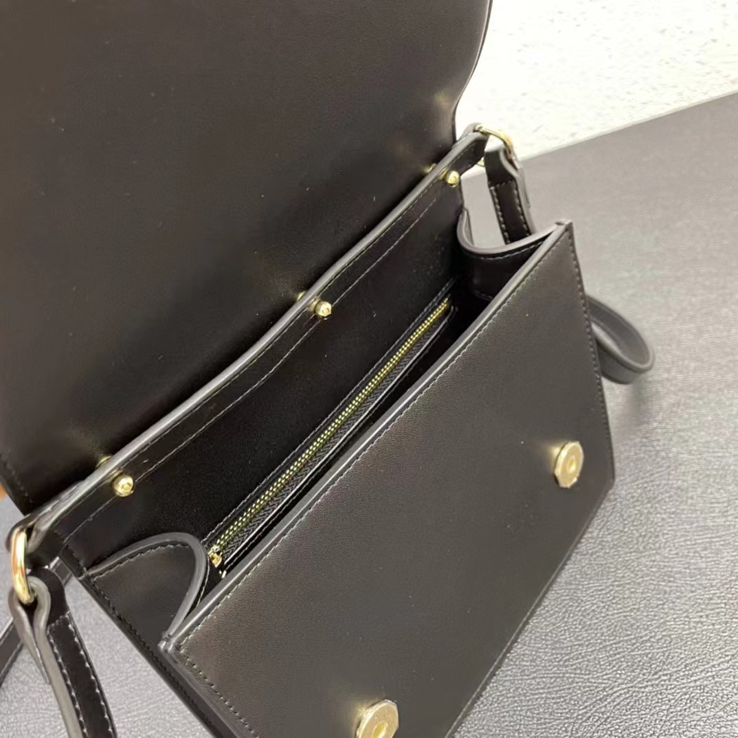 Dolce & Gabbana Calfskin DG Logo Crossbody Bag(20-16-5cm) - FashionPlug