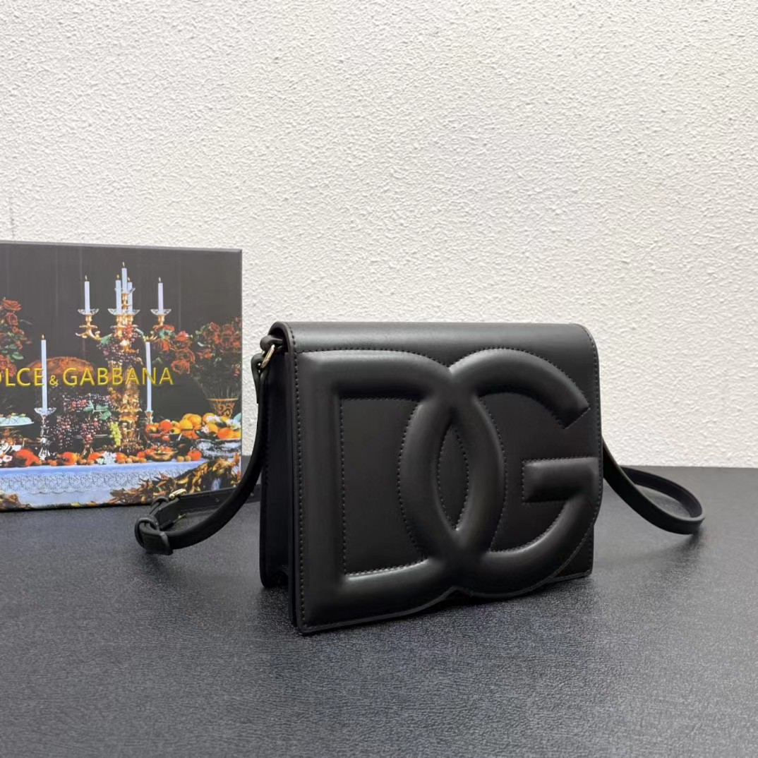 Dolce & Gabbana Calfskin DG Logo Crossbody Bag(20-16-5cm) - FashionPlug