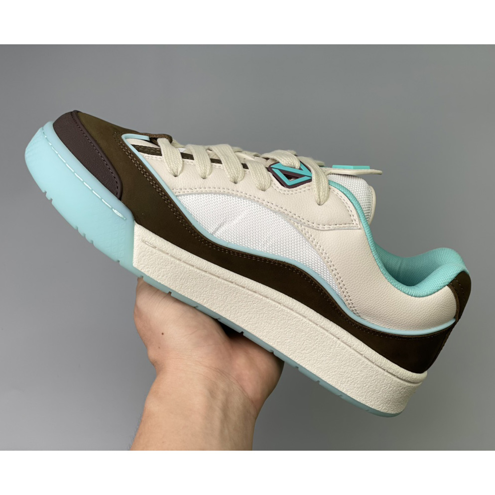 Dior B713 Cactus Jack Dior Sneaker  - FashionPlug
