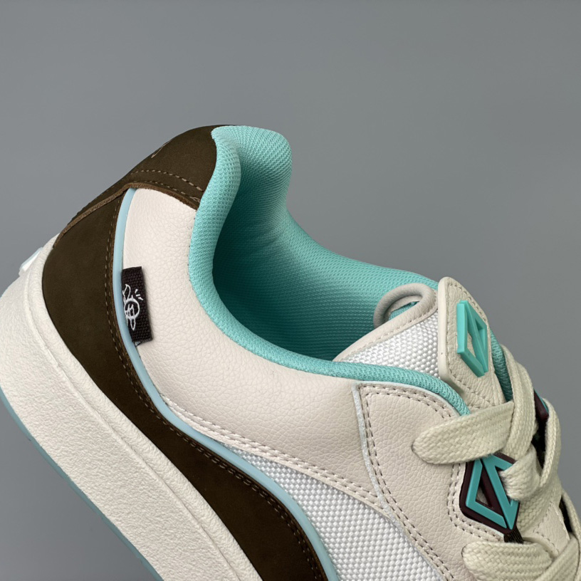 Dior B713 Cactus Jack Dior Sneaker  - FashionPlug
