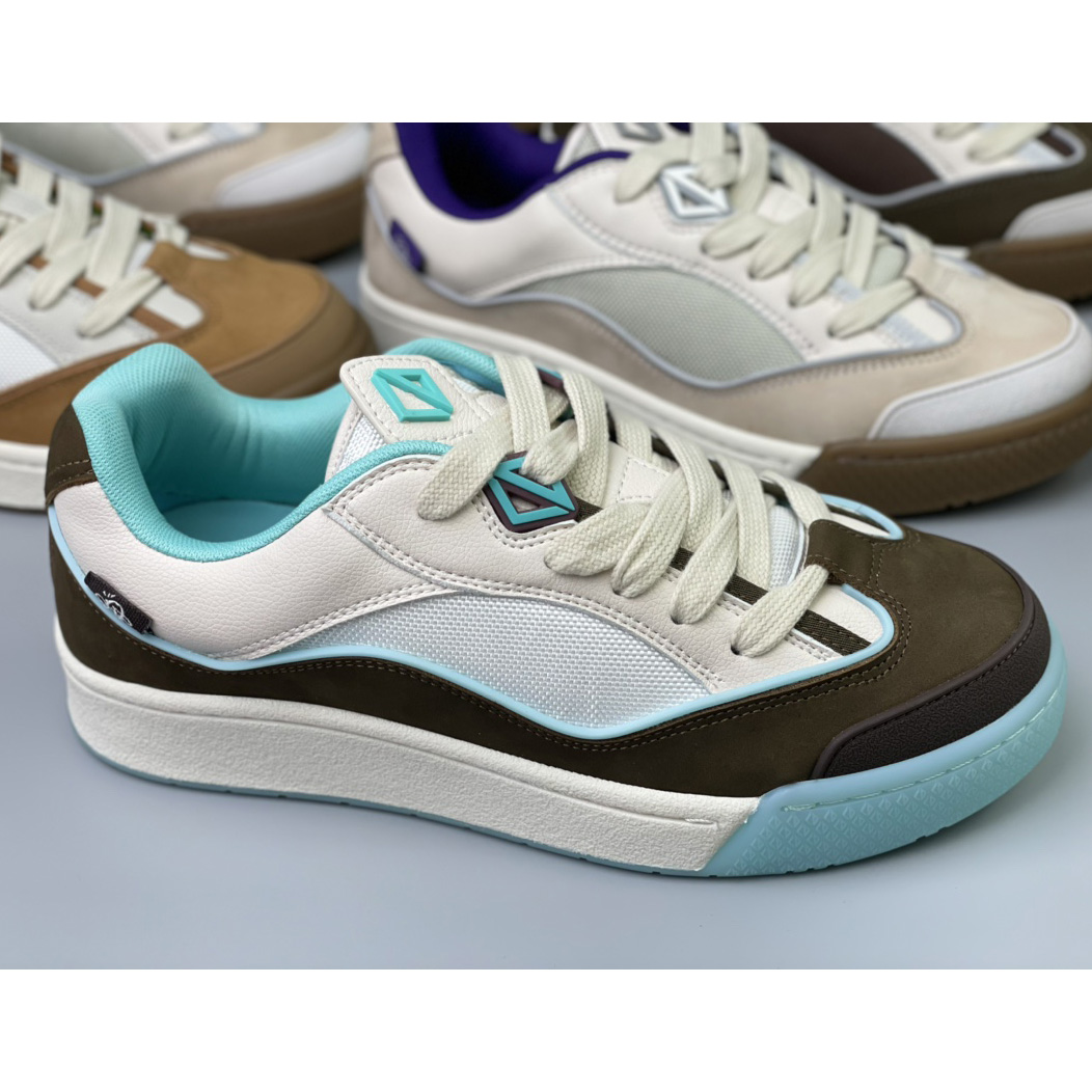 Dior B713 Cactus Jack Dior Sneaker  - FashionPlug