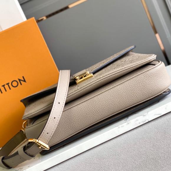 Louis Vuitton Pochette Métis Handbag (25-19-9cm)   M44881 - FashionPlug