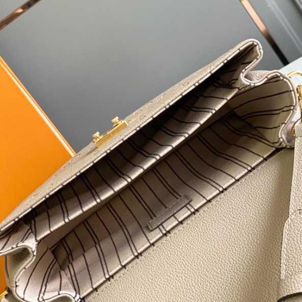 Louis Vuitton Pochette Métis Handbag (25-19-9cm)   M44881 - FashionPlug