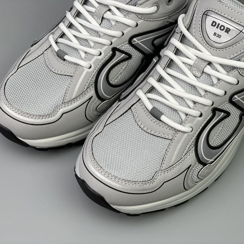 Dior B30 Sneaker  - FashionPlug