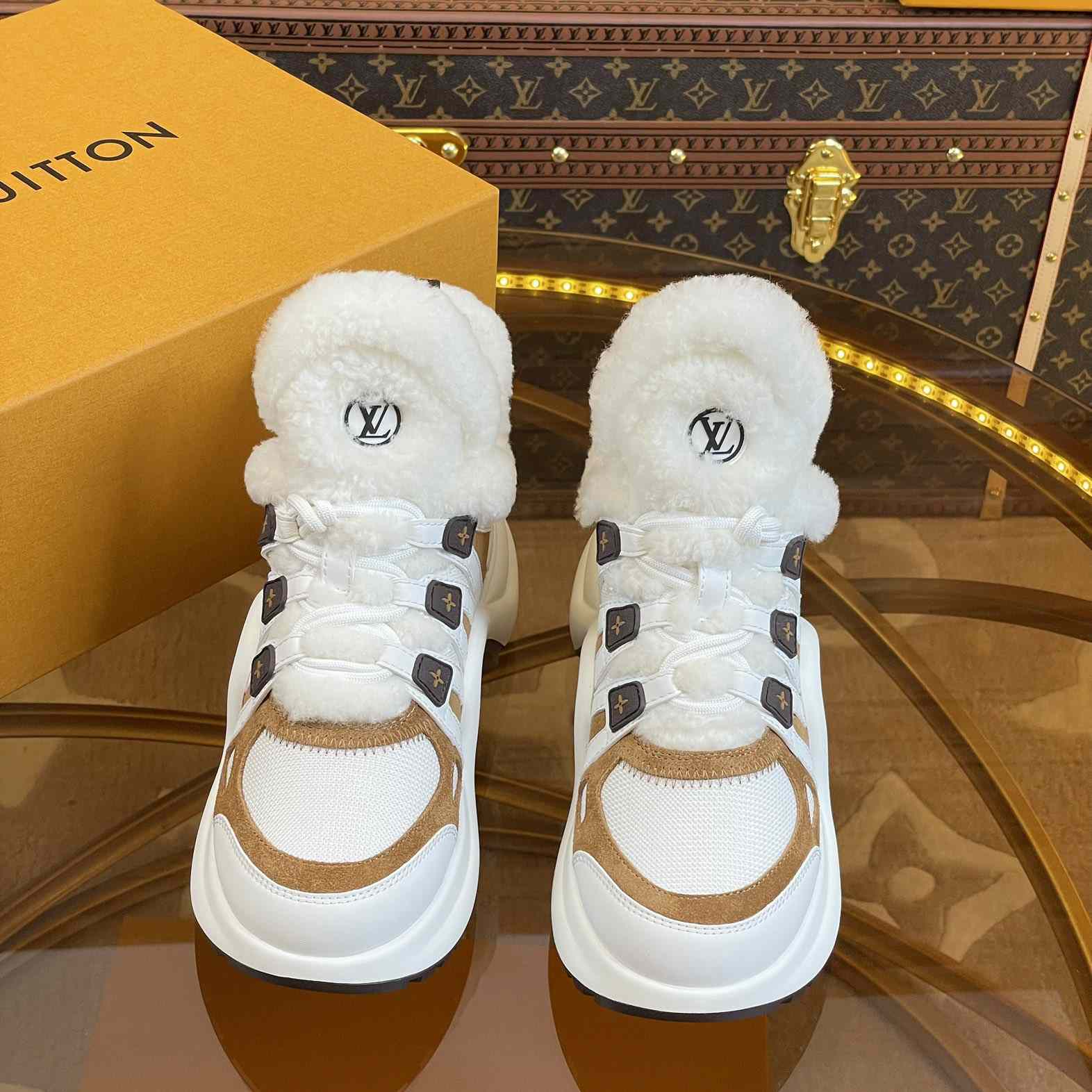Louis Vuitton LV Archlight Sneaker       1AACQM - FashionPlug