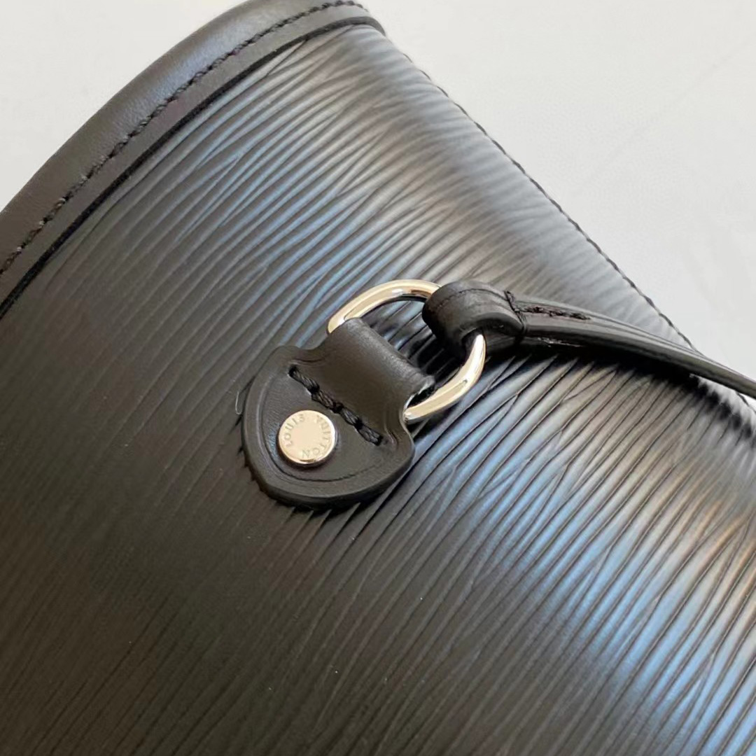 Louis Vuitton MM Epi Leather Handbag(31-28.5-17cm)     M40932 - FashionPlug