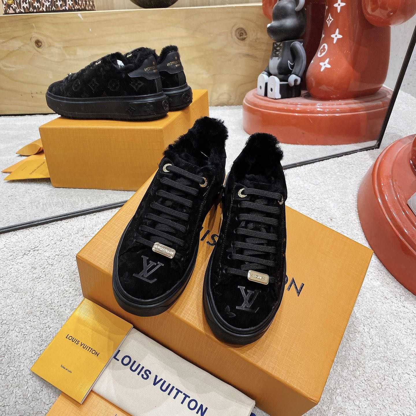 Louis Vuitton Time Out Sneakers - FashionPlug