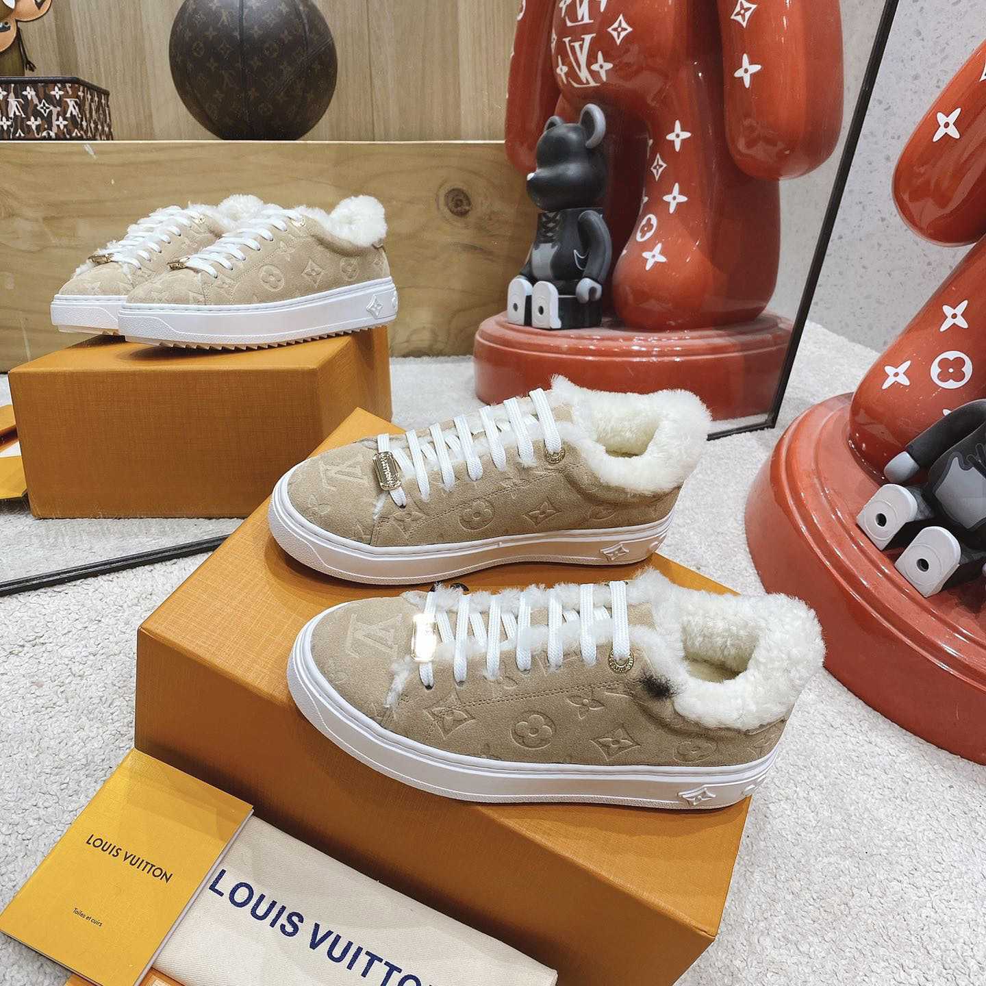 Louis Vuitton Time Out Sneakers - FashionPlug