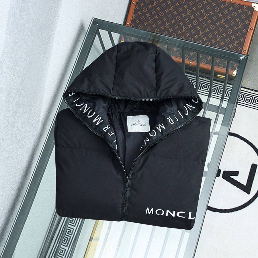 Moncler Short Down Jacket - FashionPlug