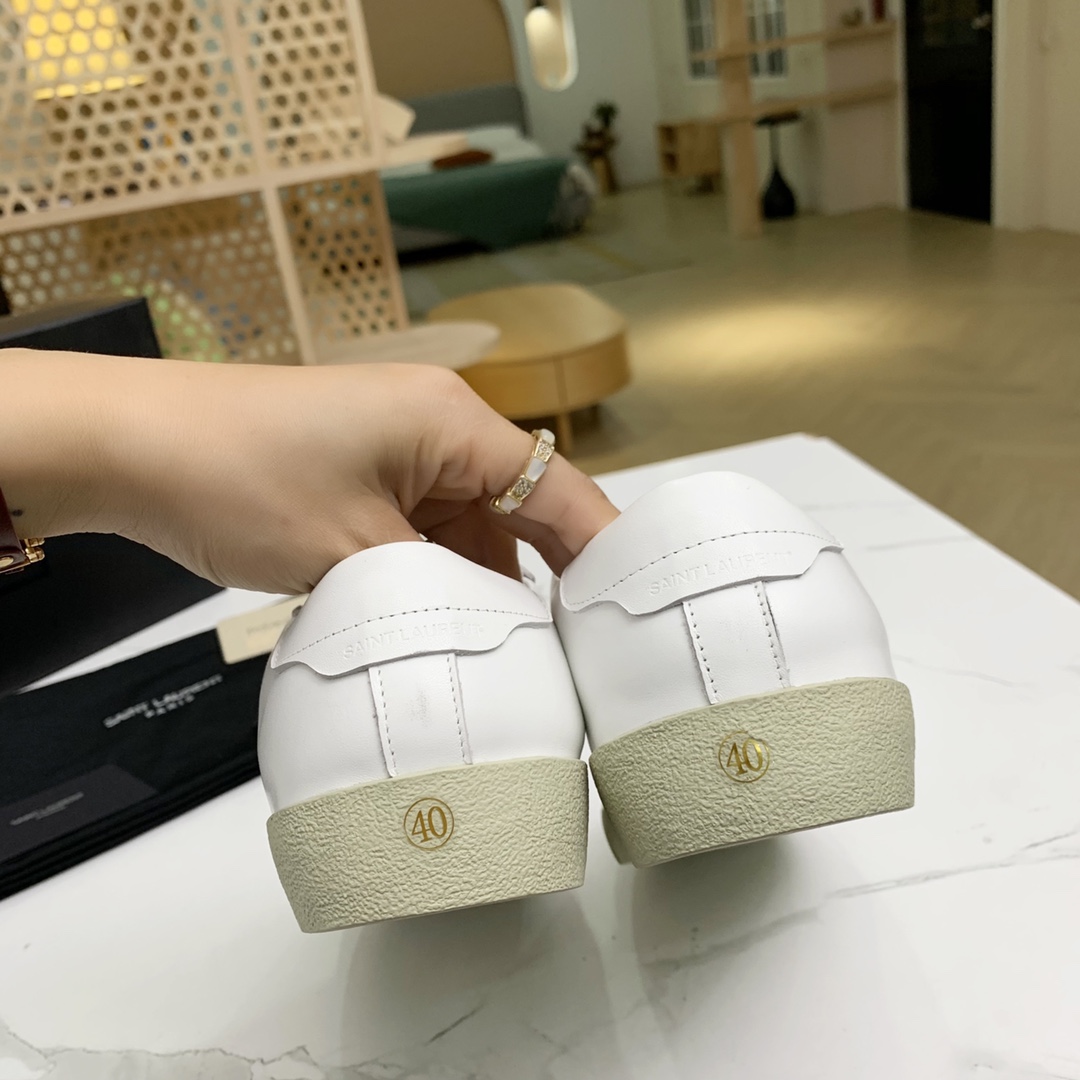 Saint Laurent Andie Low-Top Sneakers - FashionPlug