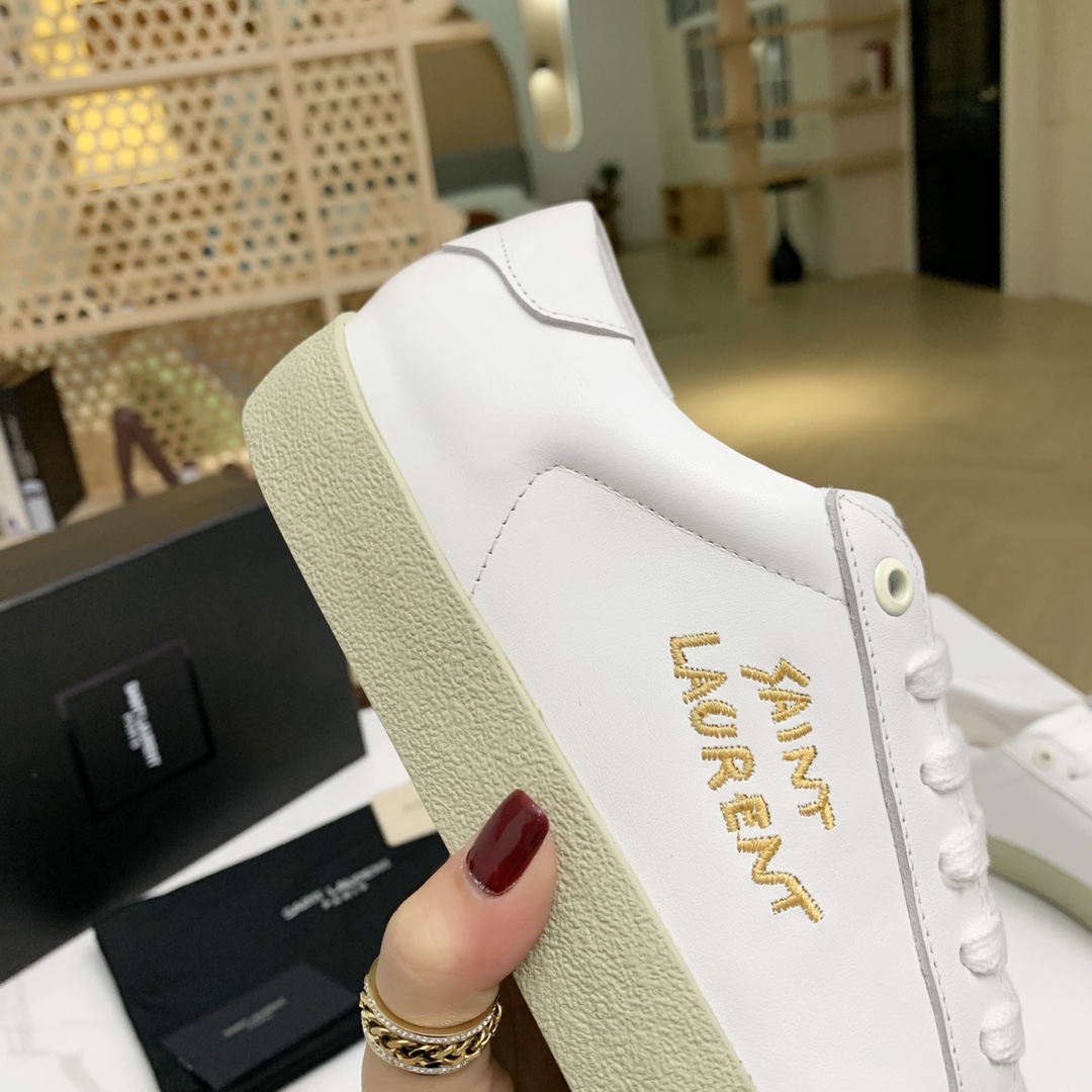 Saint Laurent Andie Low-Top Sneakers - FashionPlug