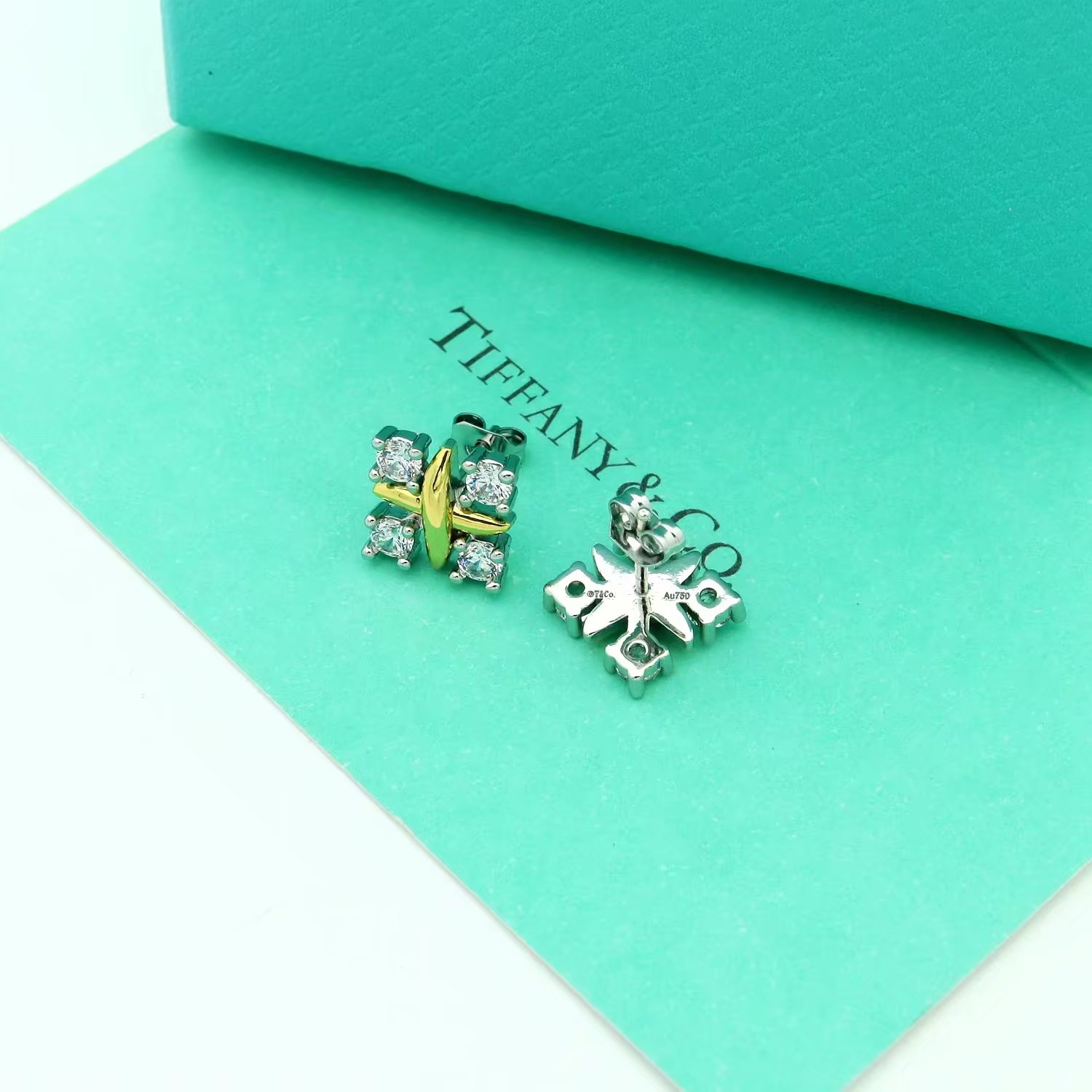 Tiffany&CO Lynn Earrings - FashionPlug