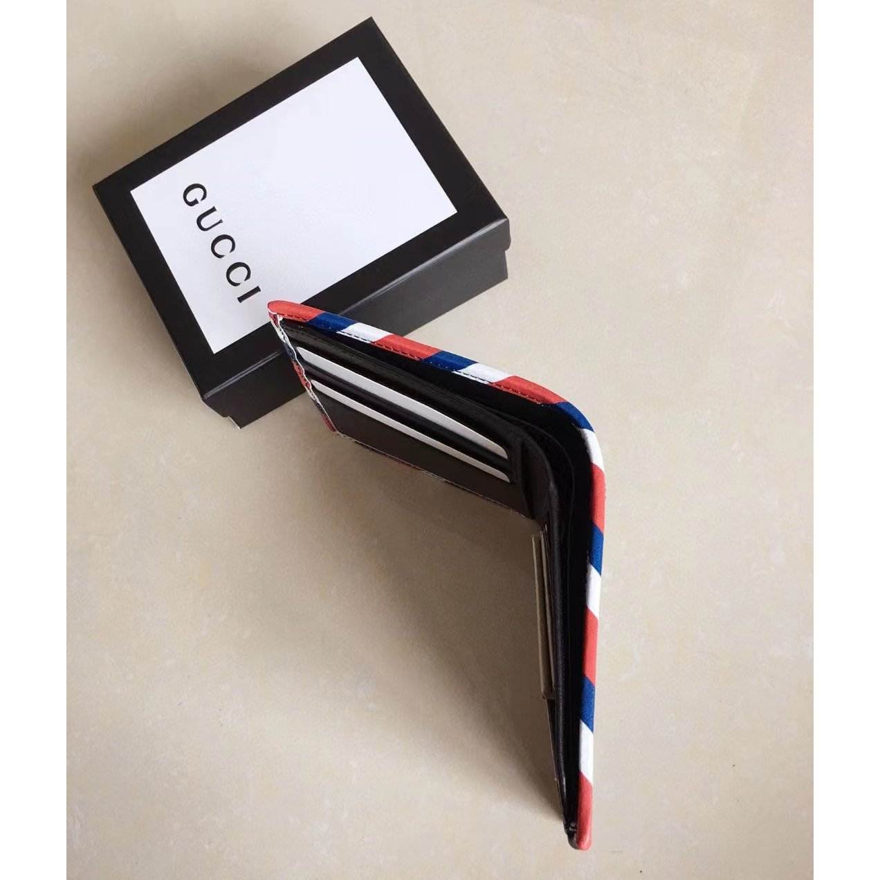 Gucci Bifold Wallet(11-10-2CM)    496333 - FashionPlug