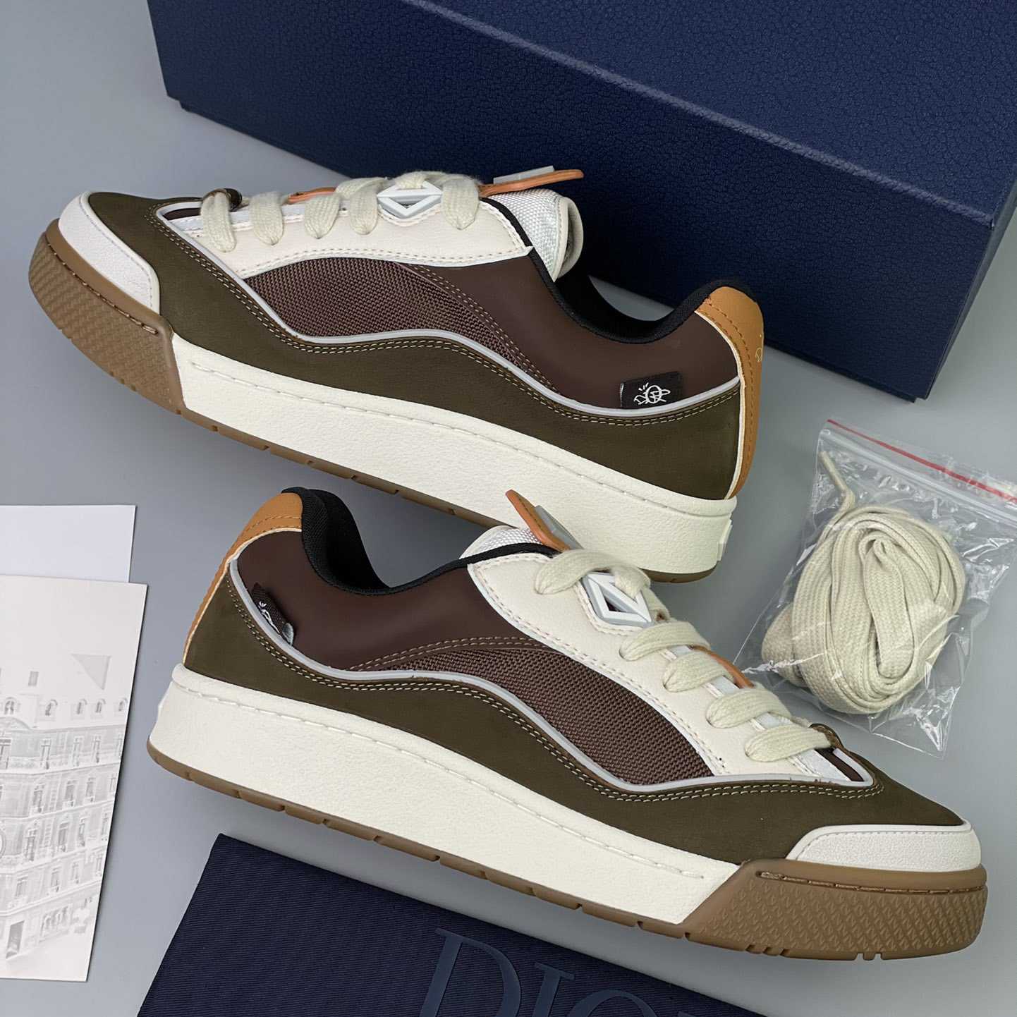 Dior B713 Cactus Jack Dior Sneaker  - FashionPlug
