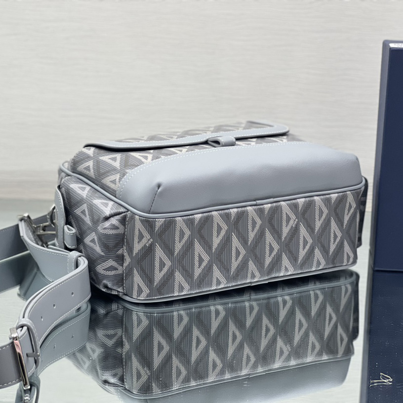 Dior Hit The Road Messenger Bag (26-21-8 cm) - FashionPlug