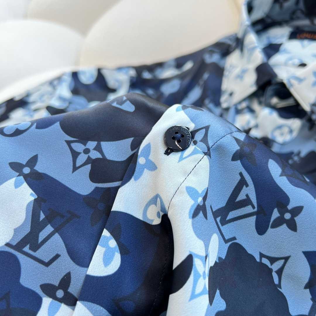 Louis Vuitton Camo Regular Silk Shirt   1A7XVH - FashionPlug