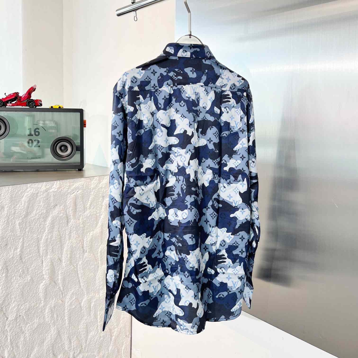 Louis Vuitton Camo Regular Silk Shirt   1A7XVH - FashionPlug