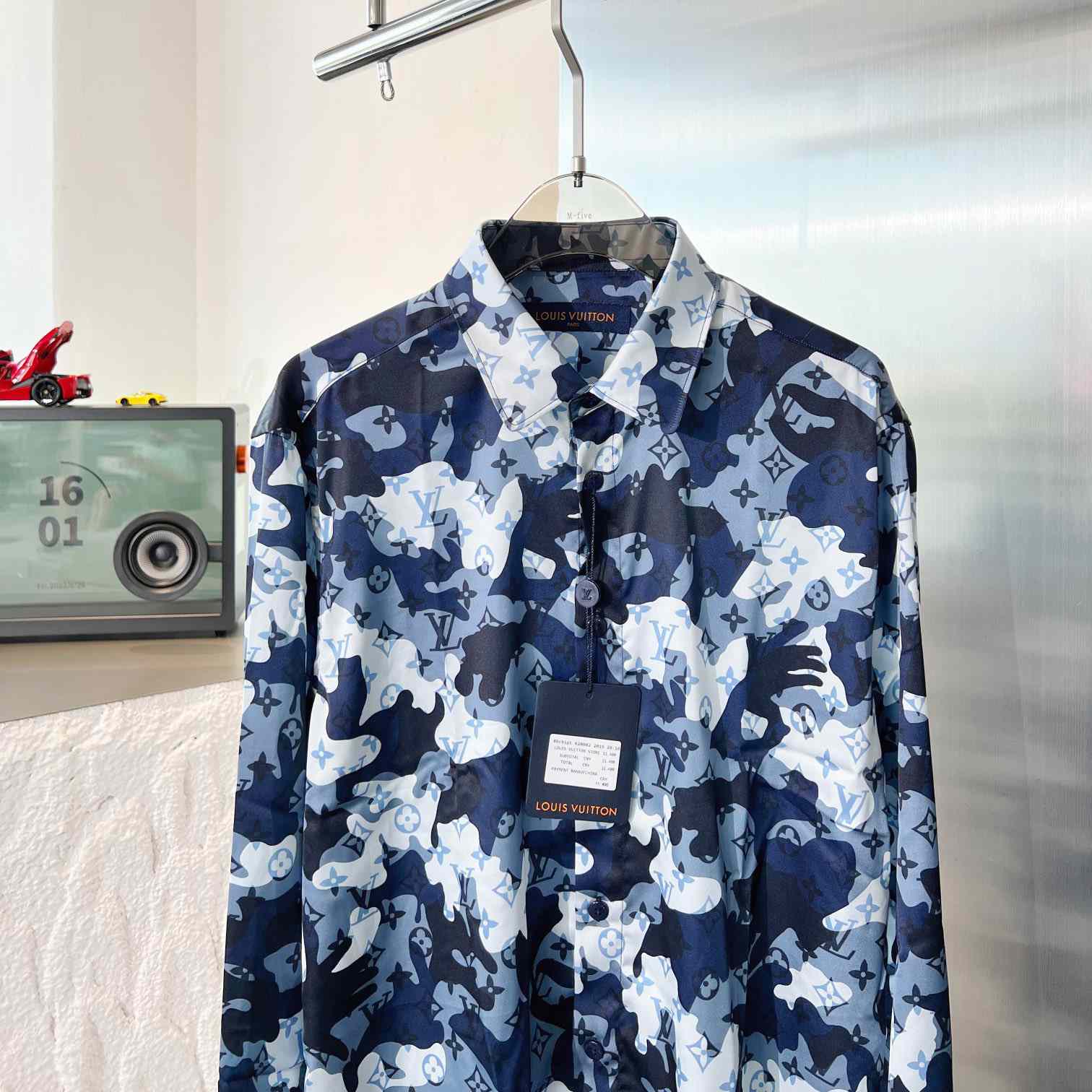 Louis Vuitton Camo Regular Silk Shirt   1A7XVH - FashionPlug