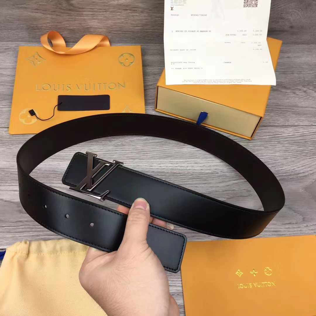 Louis Vuitton LV Initiales 40MM Reversible      M9887Q - FashionPlug