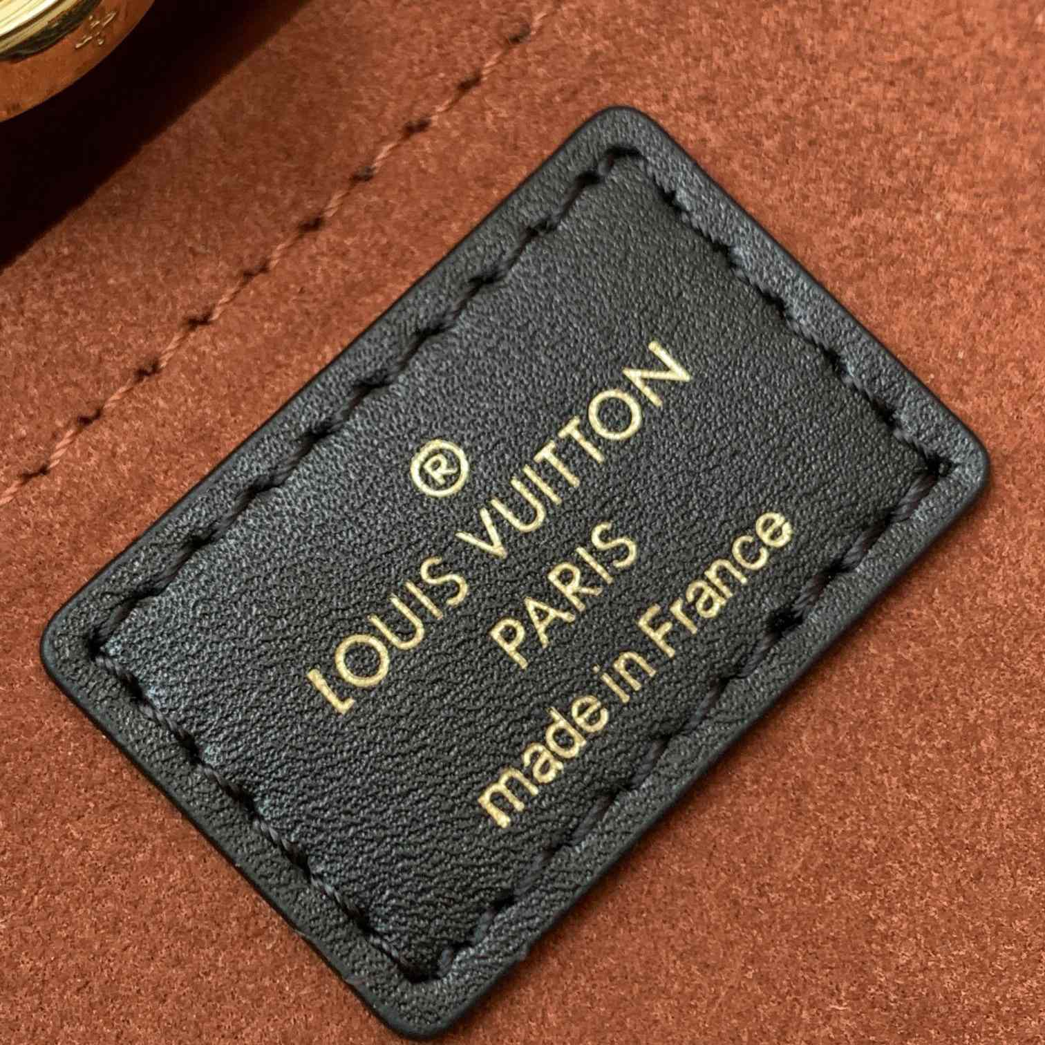 Louis Vuitton Leather Handbag(30.5-24.5-14CM)    M59645 - FashionPlug