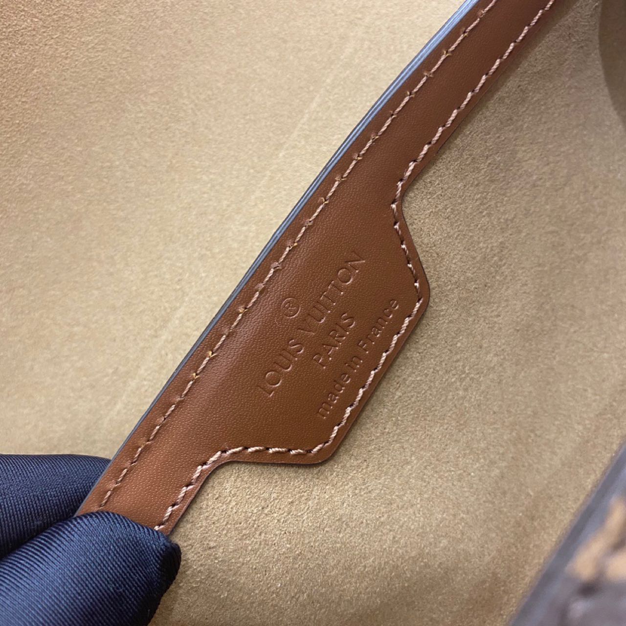 Louis Vuitton Papillon Trunk    (19-9-9cm)     M57835 - FashionPlug
