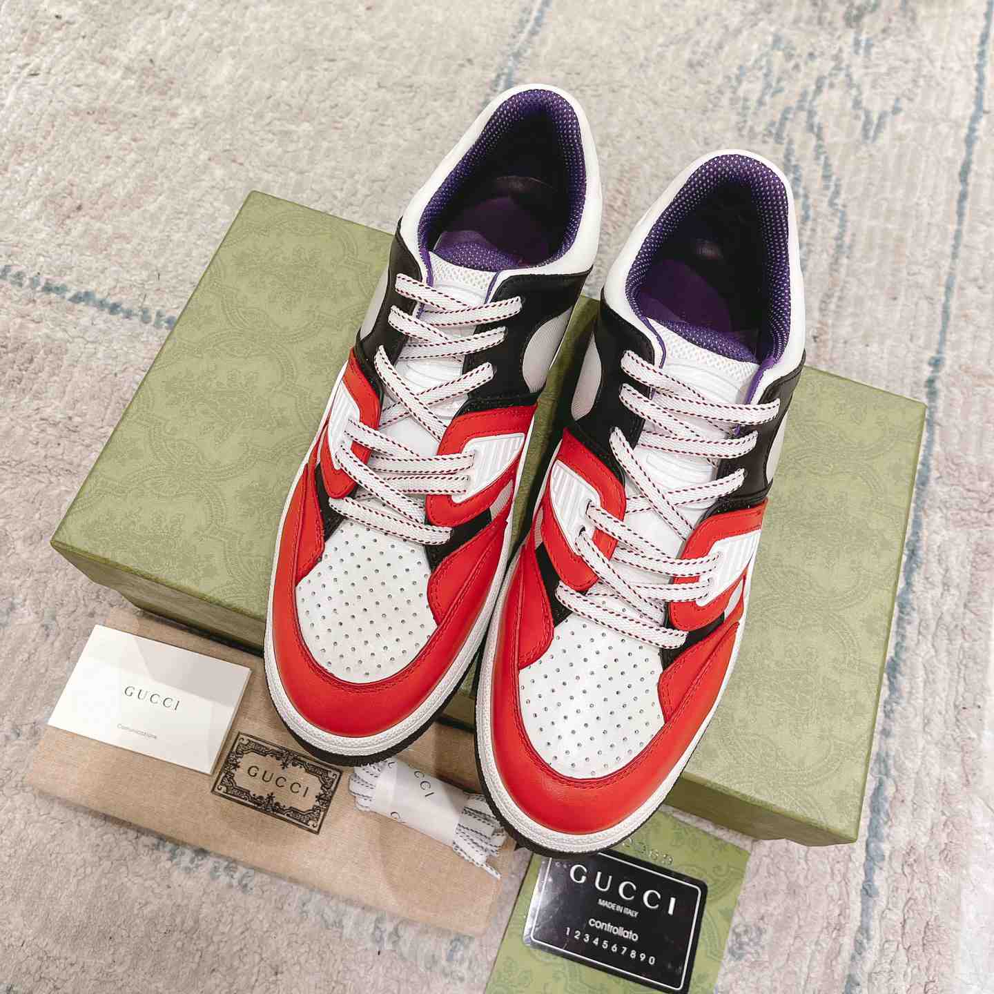 Gucci Basket Sneaker With lnterlocking G  - FashionPlug